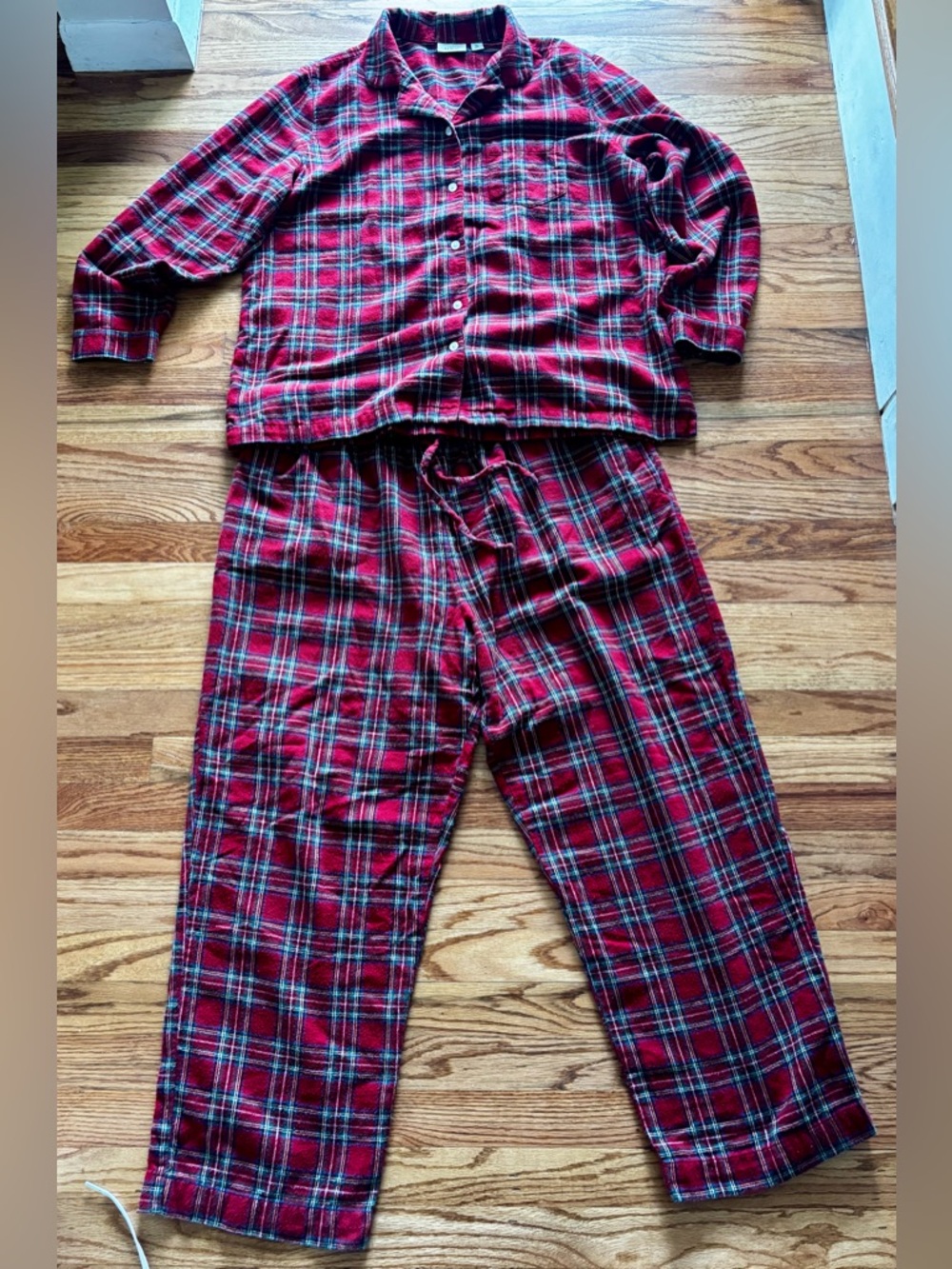 L.L. Bean Red and Green Plaid Flannel Pajama Set - XL